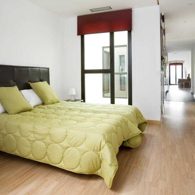 Short Stay Group Liceu Serviced Apartments Barcelona Eksteriør billede