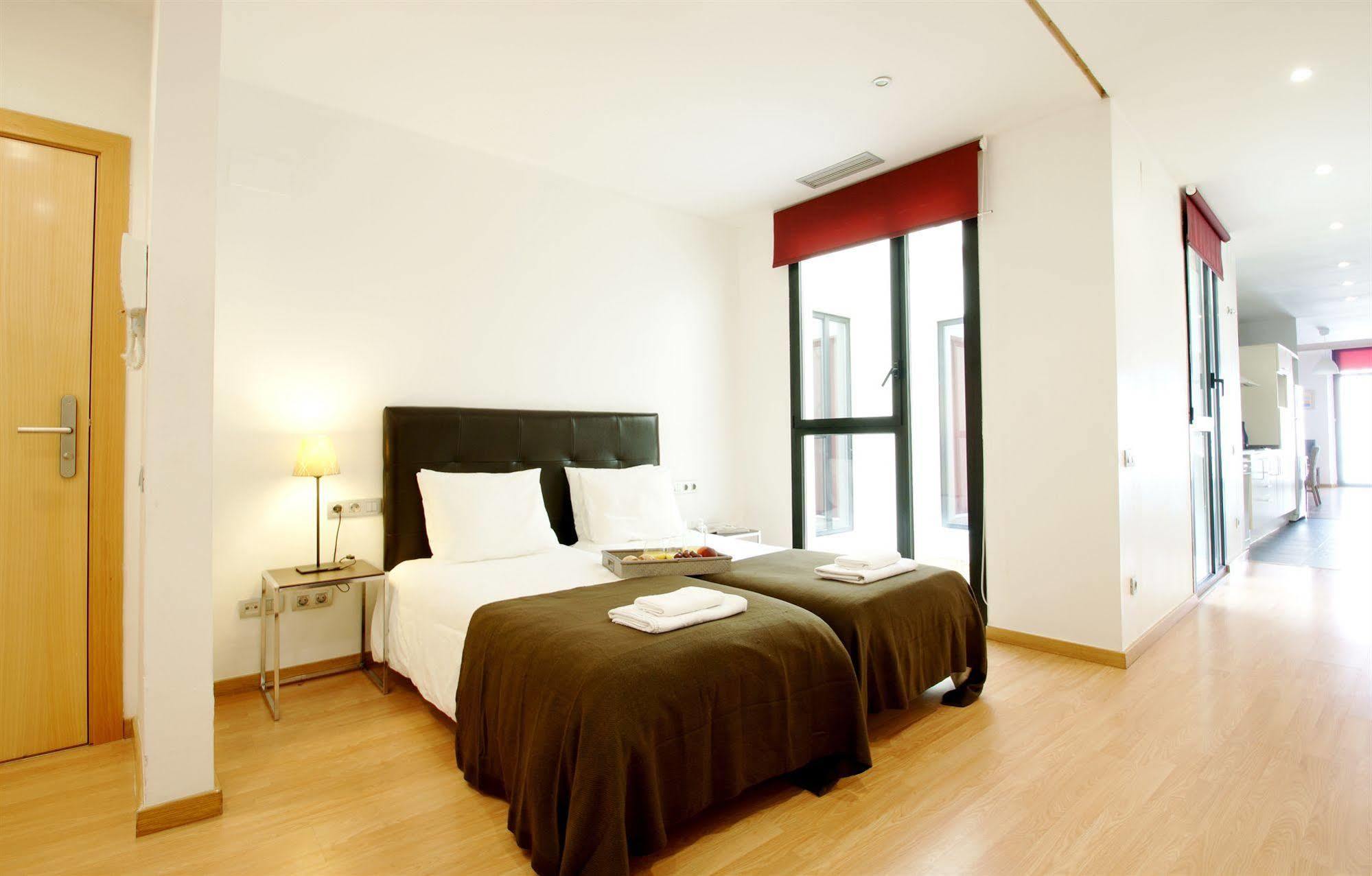 Short Stay Group Liceu Serviced Apartments Barcelona Eksteriør billede